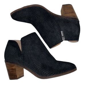 Lucky Brand Black Leather Bootie(Size 7M)